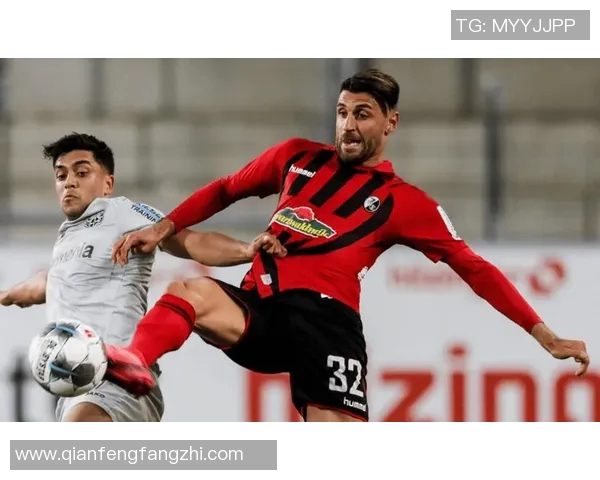 格林赫塔与格林联合的精彩对决揭示足球战术与团队合作的魅力 格林赫塔与格林联合的精彩对决揭示足球战术与团队合作的魅力